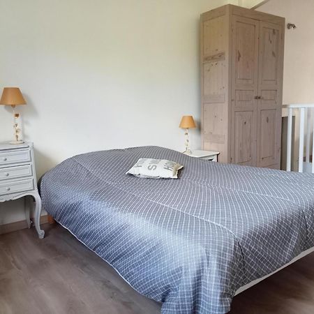 Bed and Breakfast Chez Cecile Et Jean-No Gan Экстерьер фото